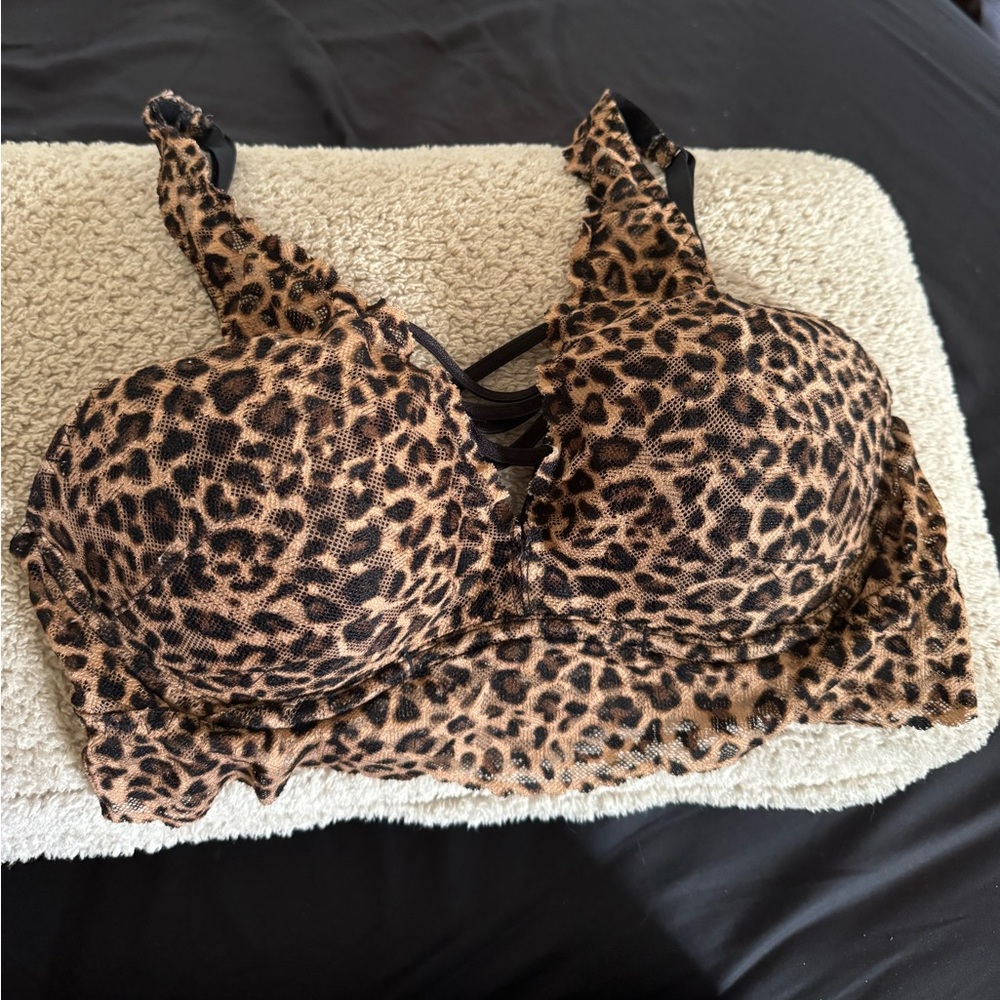 Victoria Secret Bra - Picture 2 of 3